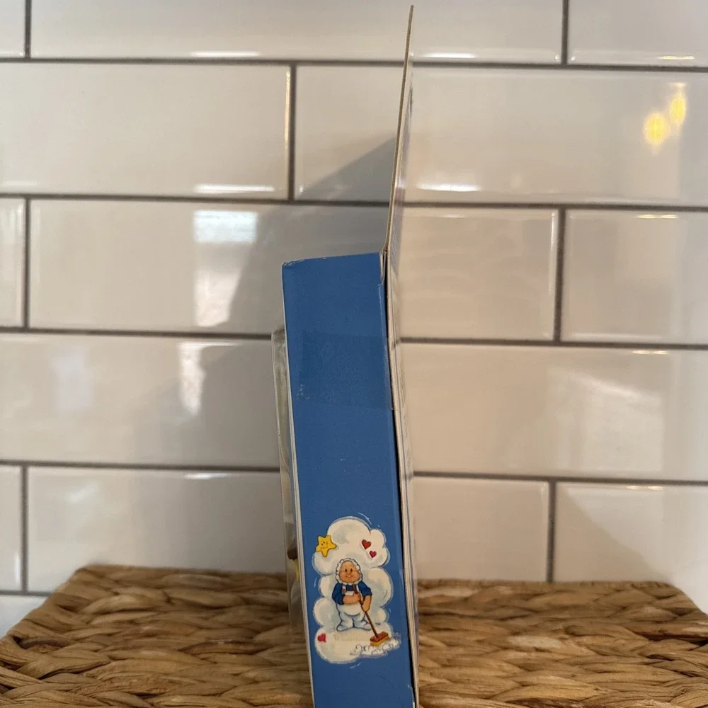Care Bears Cloudkeeper Figure‎ w/ Fluffy Cloud Broom Kenner #61460 1984 NEW!